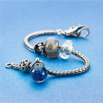 Pendente Trollbeads TAGBE-00285 “Cielo Stellato” in argento 925 collezione People's Beads 2021